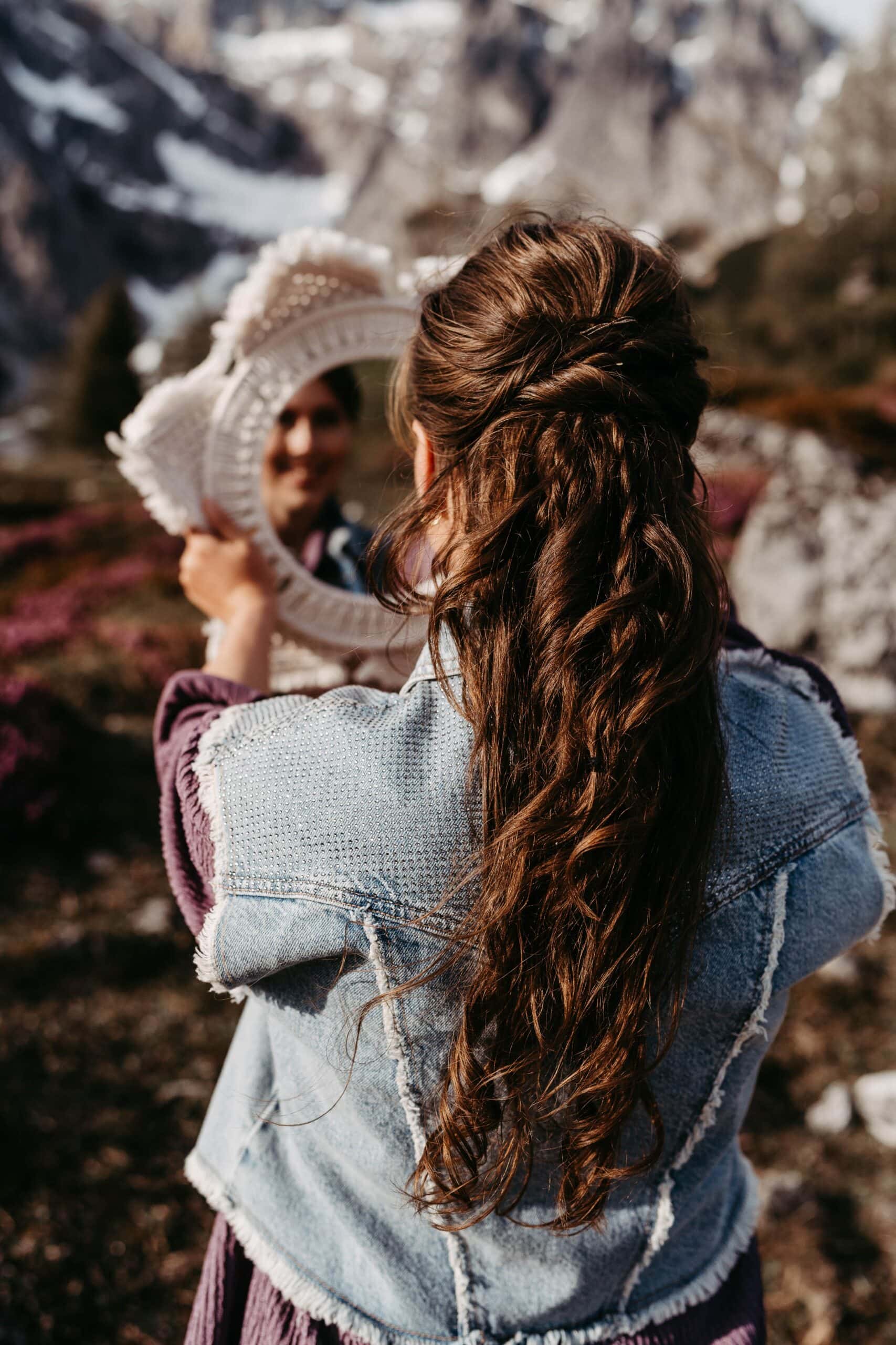 fotograf pinzgau, foto zell am see, ausgefallene shooting ideen frau, fotograf saalfelden, bad gastein, bad gastein ort,bilder zell am see,boudoir shooting tipps,reizwäsche,st.johann im pongau,bilder zell am see,fotoshooting frauen,selbstliebe,fotostudio in der nähe,pitzenunterwäsche damen set,boudoir shooting ideen, boudoir inspo,boudoir shooting tipps,boudoir look,boudoir bedeutung,boudoir,shootingstyling,shootingkleider,gasteinertal,bad hofgastein,dorfgastein,pinzgau,pongau,salzburg,saalfelden,maishofen,hochkönig,mariaalm,portraitsshooting pinzgau, portraitfotograf pinzgau, Bergshooting, Naturshooting, Sonnenuntergang,